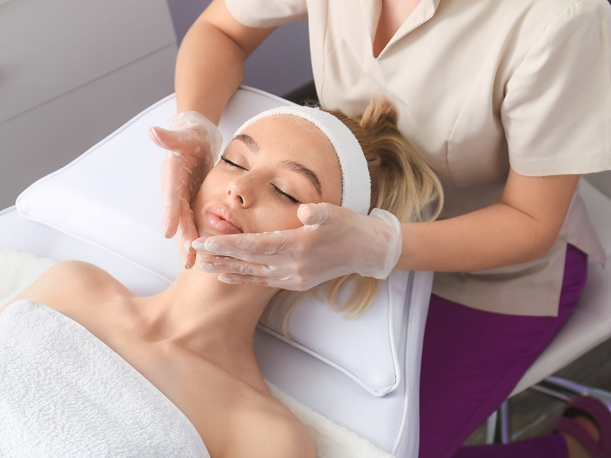 Skin booster treatment to improve hydration and GLO